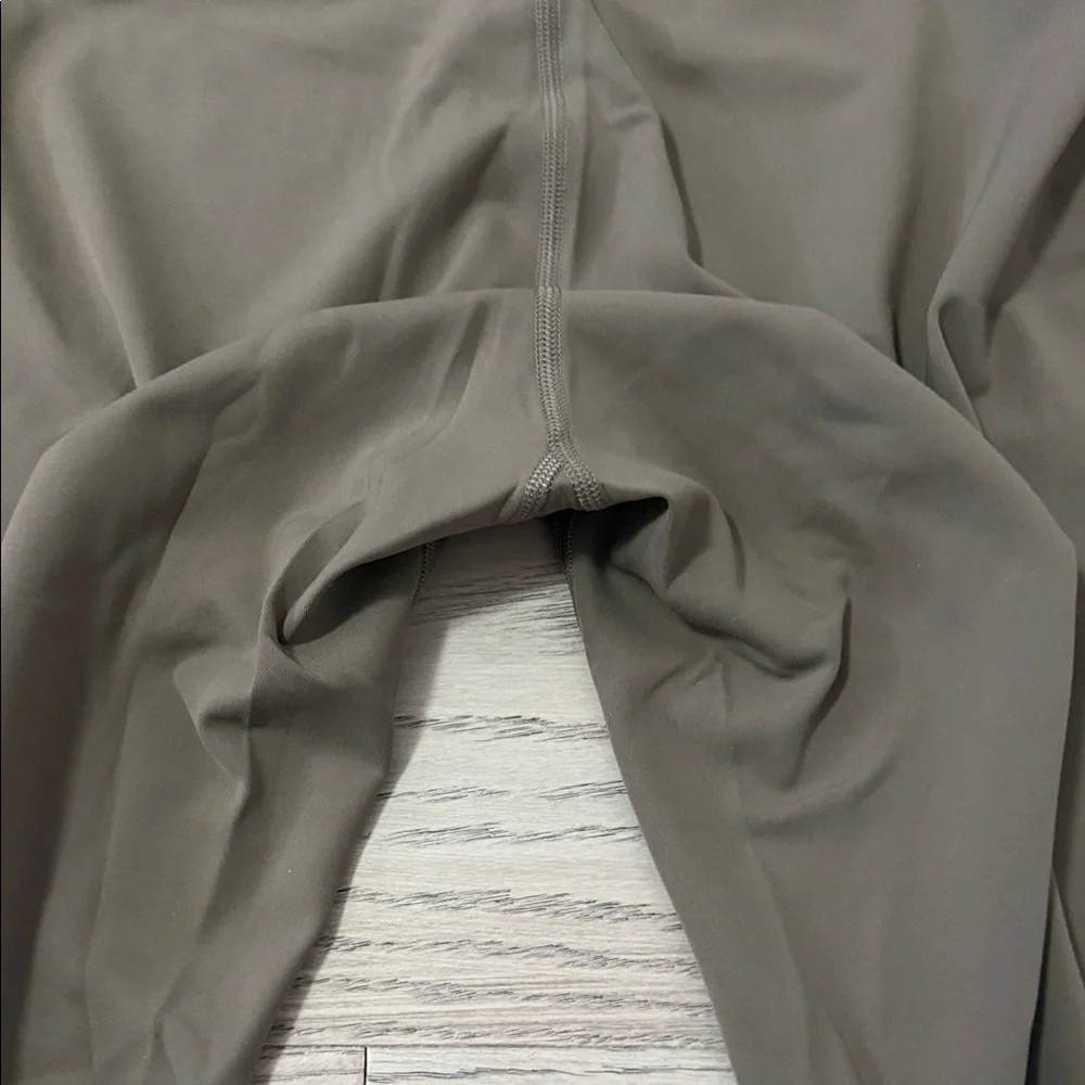Lululemon Nomad Wunder Train High-Rise Tight 25” - Picture 5 of 6